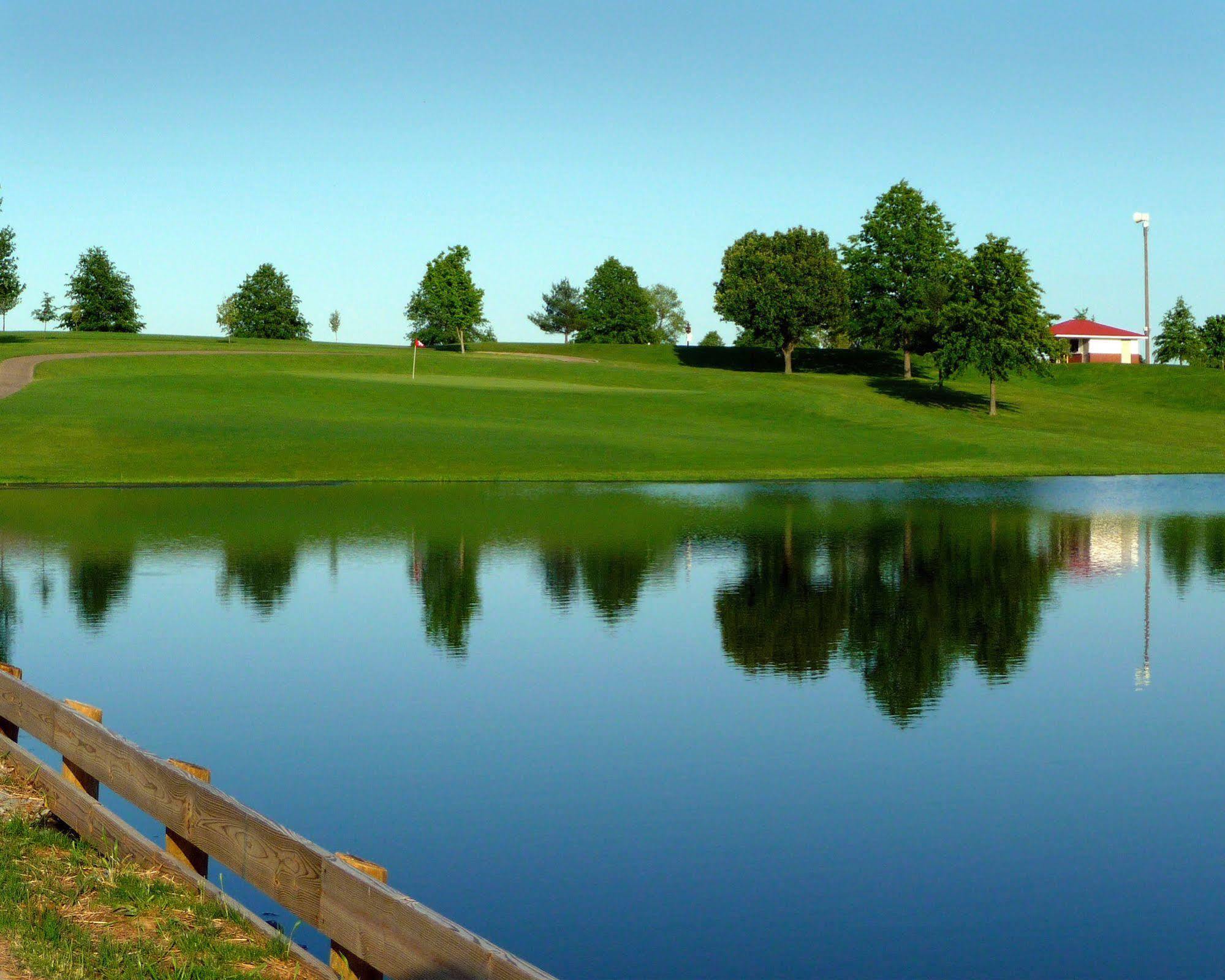 Bright Leaf Golf Resort Harrodsburg ภายนอก รูปภาพ