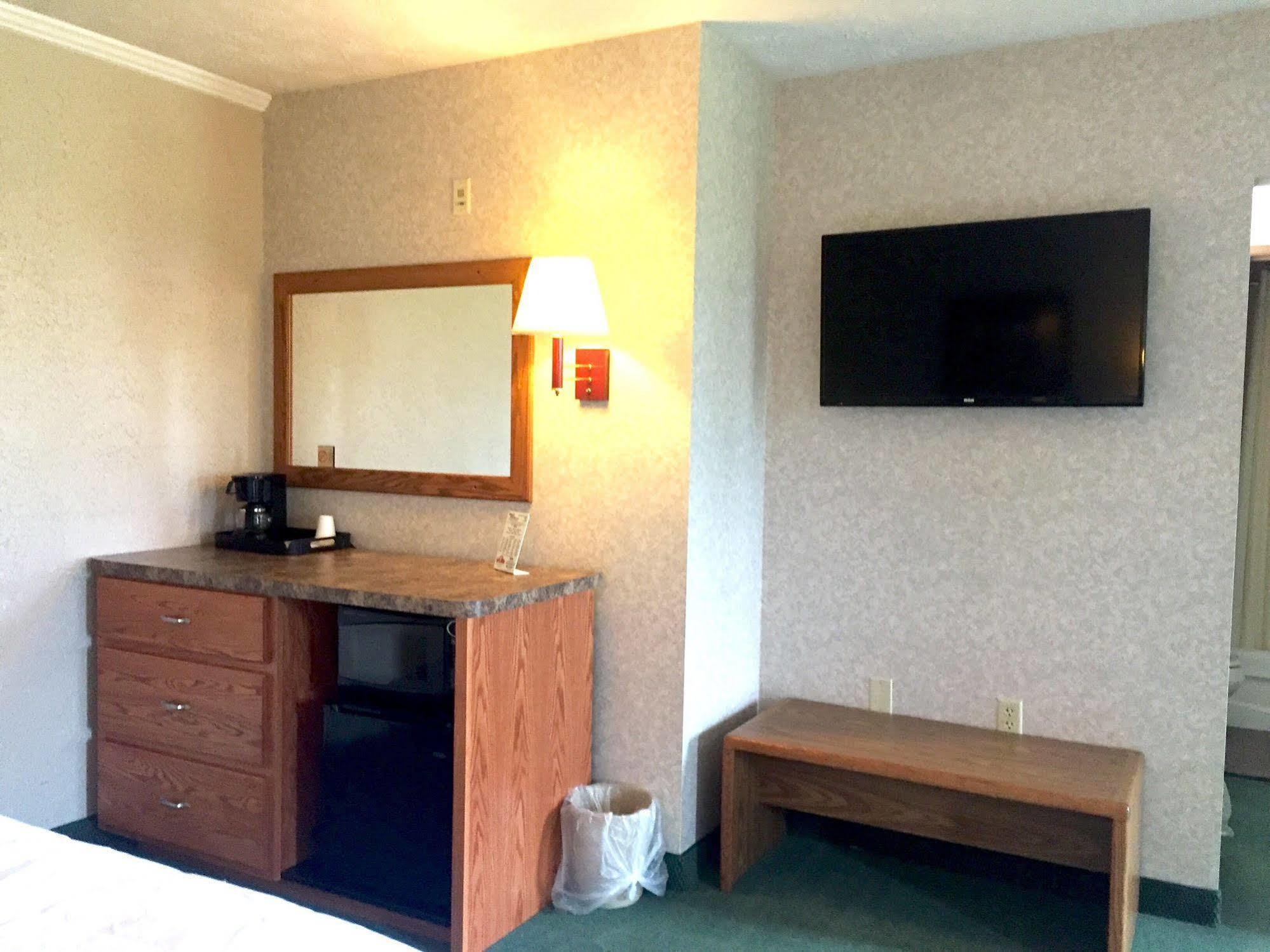 Bright Leaf Golf Resort Harrodsburg ภายนอก รูปภาพ